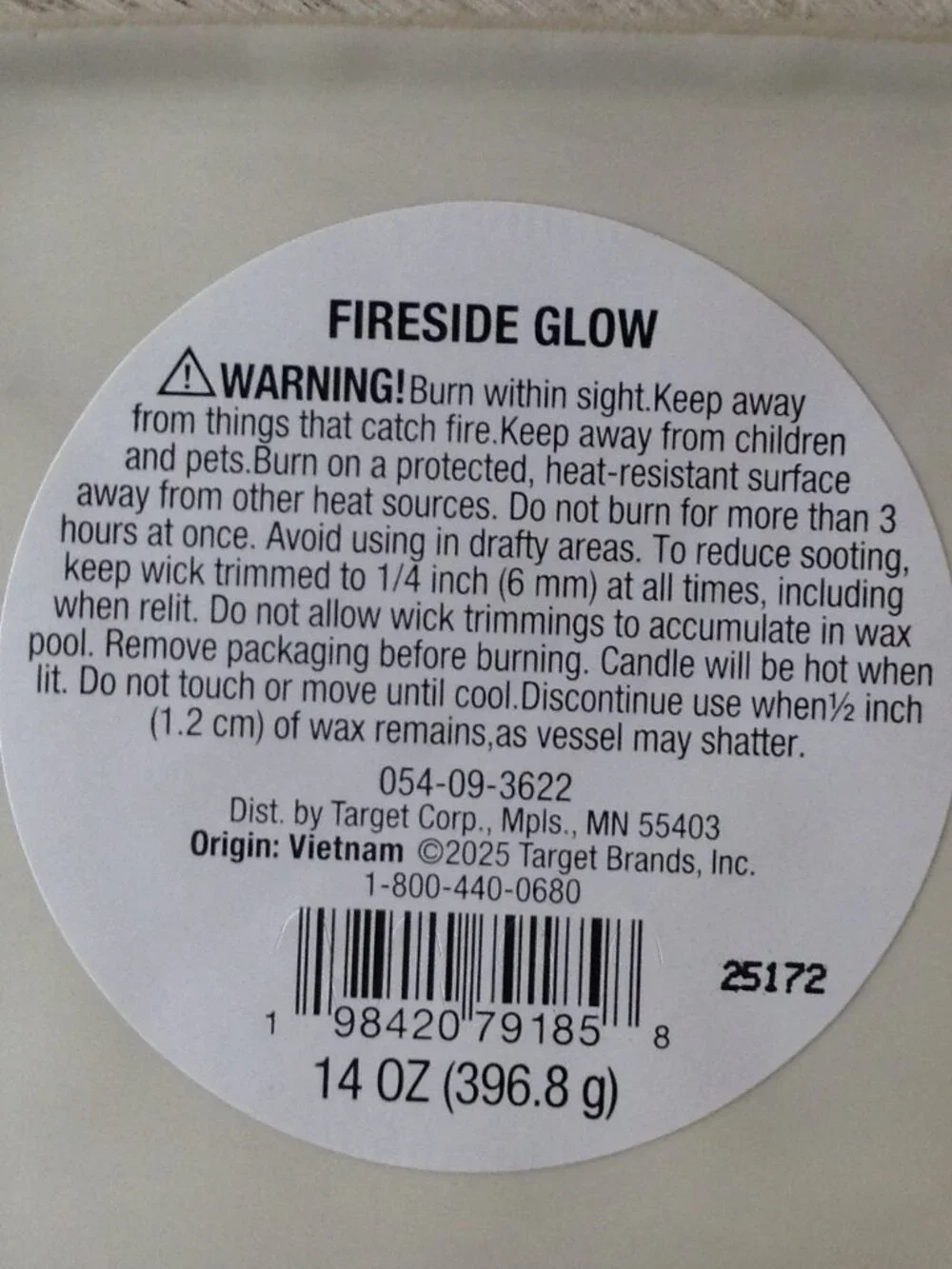 NWT 14 oz Fireside Glow Scented Candle Ceramic/Earthenware House Holiday Scents